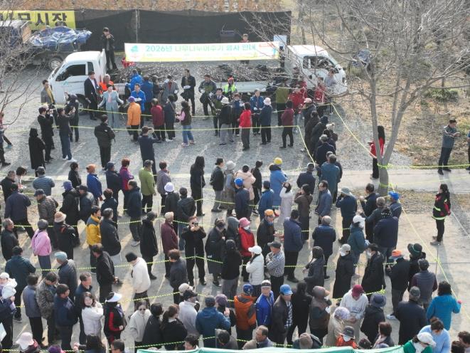 진도군, 제81회 식목일 기념 ‘나무 나누어주기’ 행사 성료
