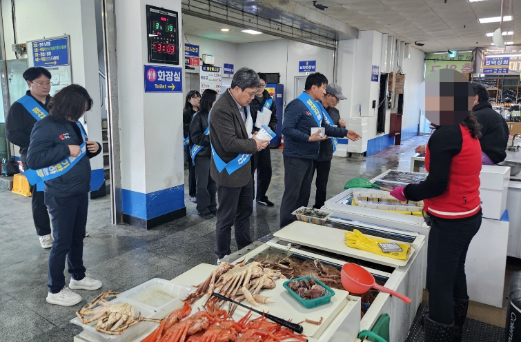 영덕군, 대게축제 앞두고 ‘원산지 표시’ 집중 지도·점검