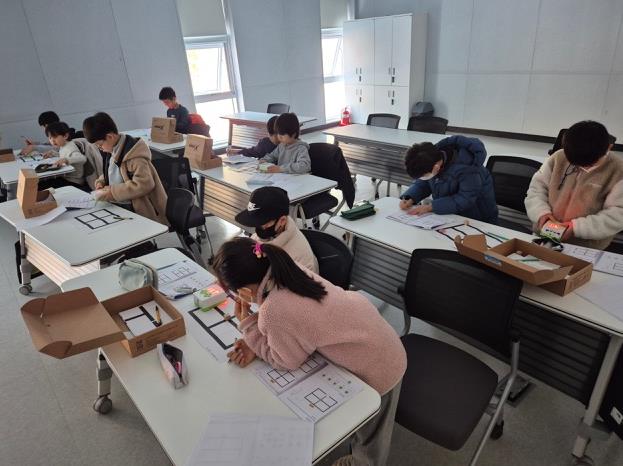 창원시 최윤덕도서관, ‘도서관에서 온(ON) AI’ 운영 
