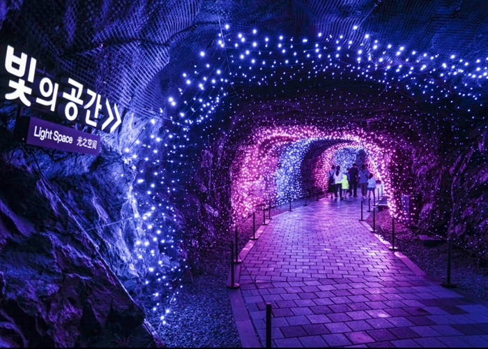 한국관광 100선 광명동굴, 역사·문화 가치 입힌 체험형 관광 콘텐츠 도입한다