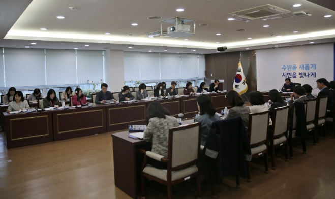 수원시 장안구, '만석거 새빛축제' 성공 개최 위한 현안 점검 회의 실시