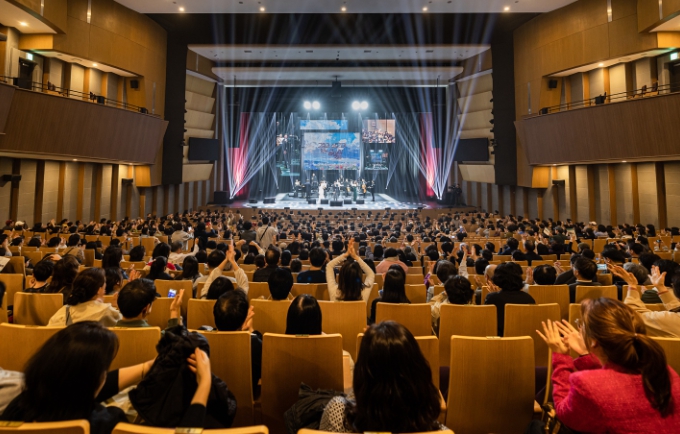 이상일 용인특례시장, ‘그림과 스토리가 있는 음악회 3.0’ 해설