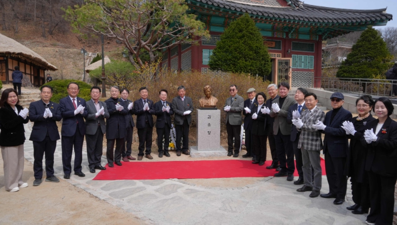 김유정 선생 제89주기 추모제 엄수, 문학정신 되새겨