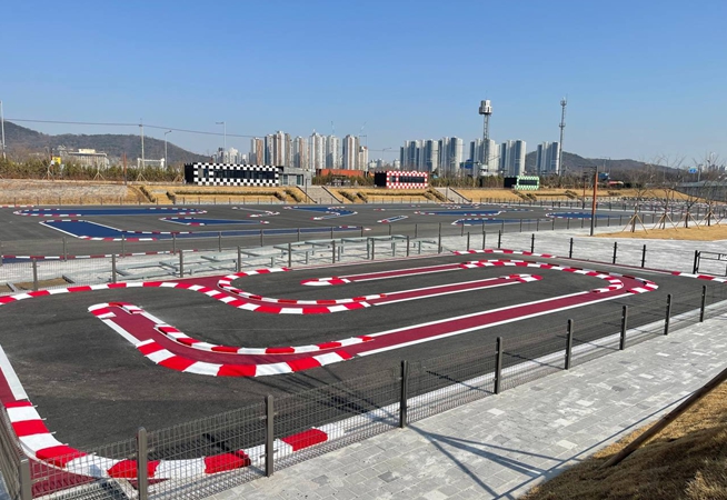 송도 달빛공원 RC스포츠 경기장 준공…유정복 인천시장 “새로운 스포츠·레저 명소 될 것”