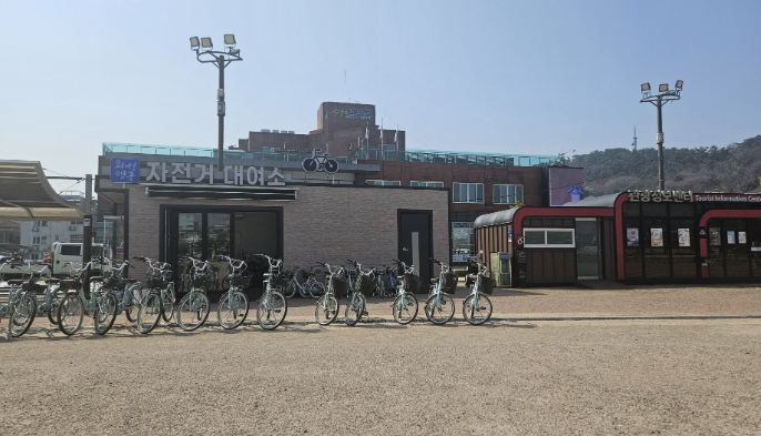 수원특례시, 4월부터 행궁동·광교산에서 공영자전거대여소 운영