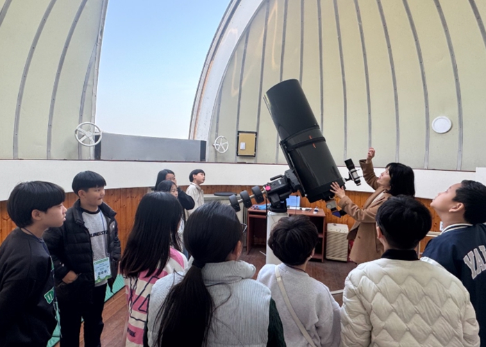 김포교육지원청 공유학교, 별을 향해 비상...교실 밖 우주여행 시작