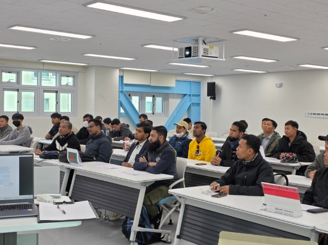 거제외국인근로자지원센터, 의약품 안전사용 및 마약예방 생활법률 교육 실시