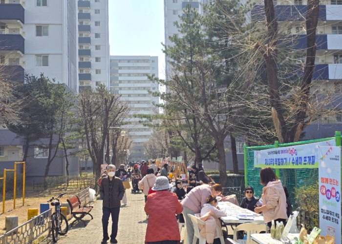 광명시 하안2동 주민자치회, 세대 공감과 자원 순환의 장 ‘함께 만드는 하이마켓’ 마쳐