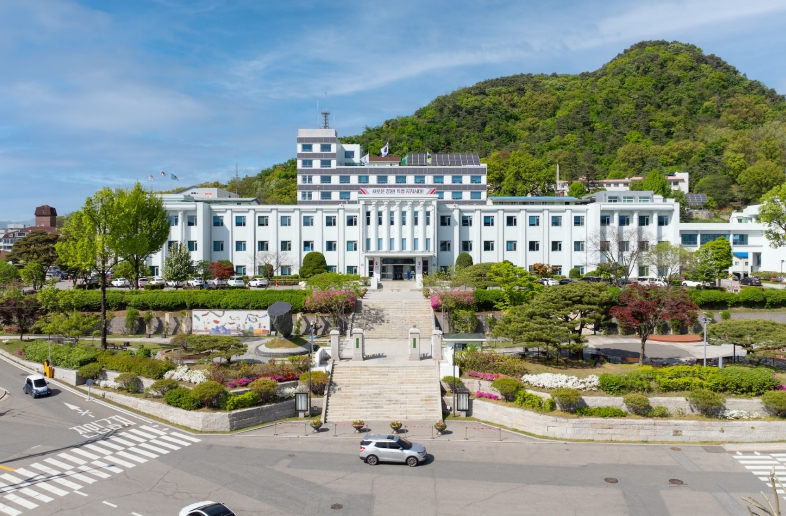 강원특별자치도, 사료자금 332억 원 지원… 중동 정세 불안 선제 대응