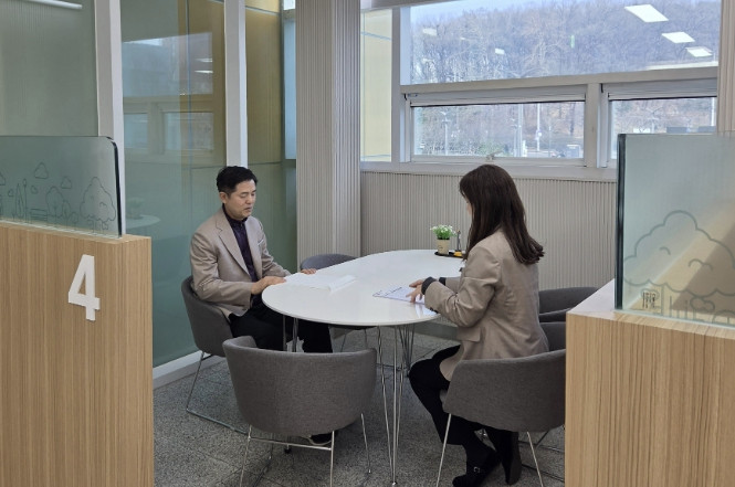 수원시 장안구, 통합민원실 '행복드림' 전용 근무복 착용 시행