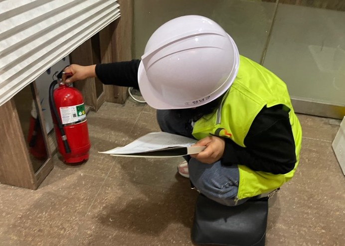 경남도, 우리 동네 위험 시설물 직접 점검 신청하세요!