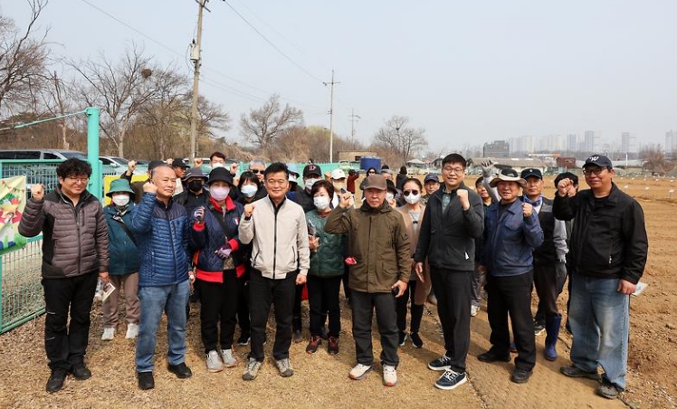 남동구, 도심 속 힐링 자연 체험 ‘공공주말농장’ 개장