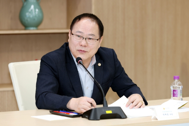 경기도의회 박재용 의원, 의정정책백서는 도민과 의회를 잇는 기록... 메시지와 정체성 담아야