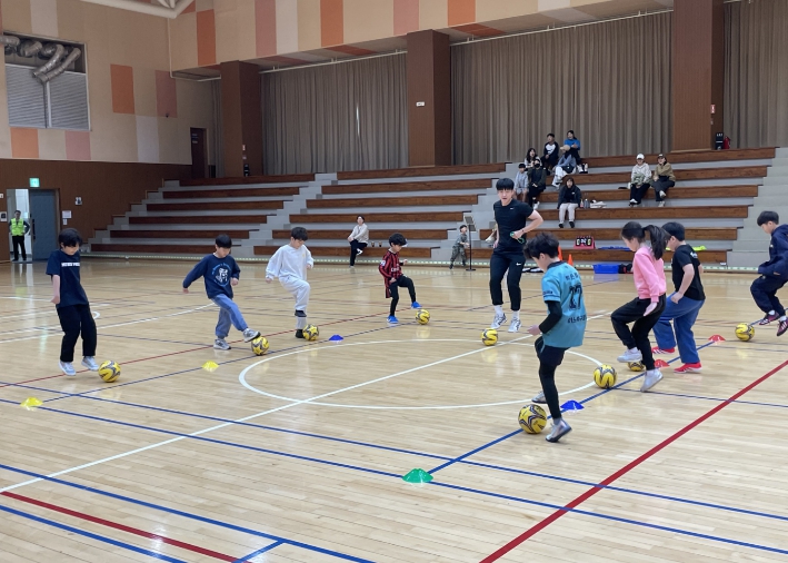 울주군시설관리공단 온산문화체육센터 ‘유소년 풋살’ 무료 특강 성료