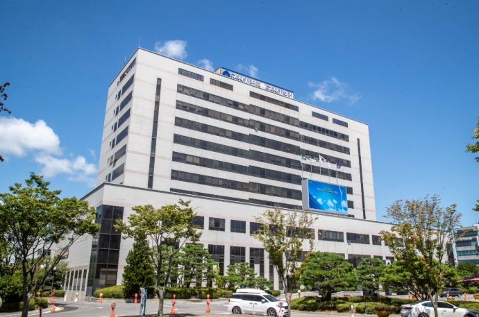 군산시, 새만금 RE100 산업단지 조성 ‘총력 대응’