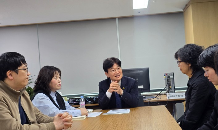 서울시의회 김용일 정책위원장, 워크숍 성과 기반한 소위원회 활성화 논의