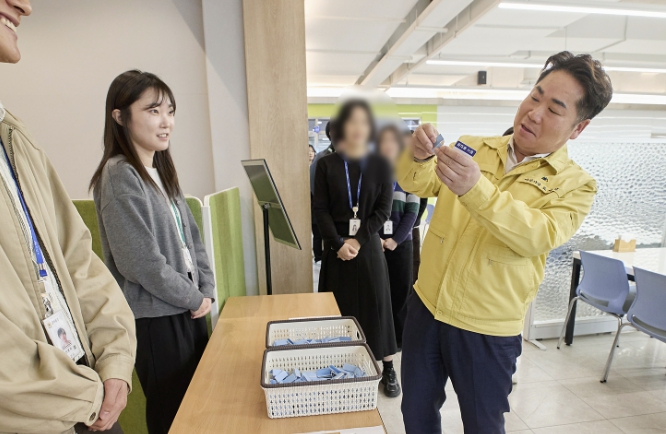 아산시, 직원 사기진작 ‘행운 간식데이’ 운영