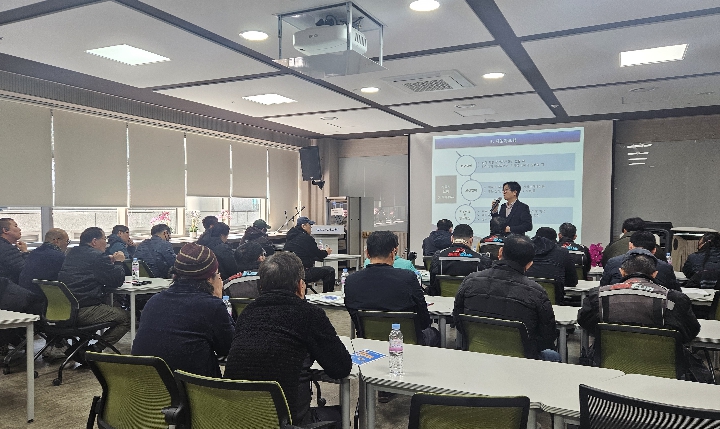 경기도, 배달·대리 등 플랫폼 노동자 사회안전망 강화위한 안전교육 수당 증액, 소규모 모임 지원 등 플랫폼 노동자 통합 지원사업 추진