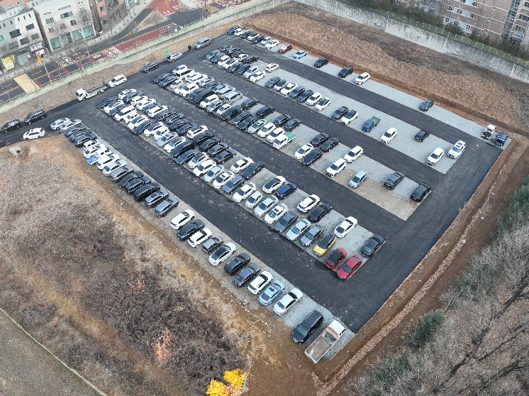 용인특례시, '영덕동 임시공영주차장'에 보행로와 진출입 계단 설치 착공