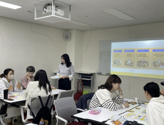 시흥시인재양성재단 배곧너나들이센터, 지역 마을강사 역량 강화 '너나들이샘 성장학교' 성료