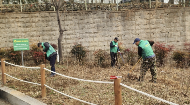 시흥시 신현동 새마을남여협의회, 포동 수국정원 봄맞이 새단장