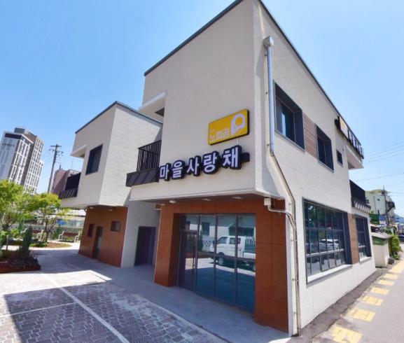 “벚꽃 만개한 정읍에서 하룻밤” 주민이 운영하는 마을 숙박시설 ‘눈길’