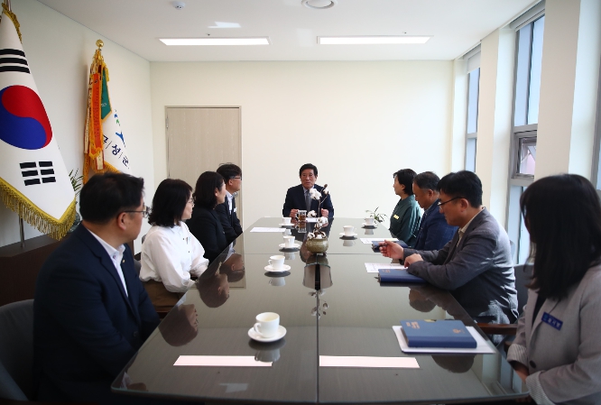 곡성군-NH농협은행 곡성군지부, 제휴카드 적립기금 전달식 개최