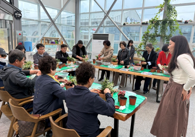 곡성군, 치유농업으로 대인관계 스트레스 완화 나서