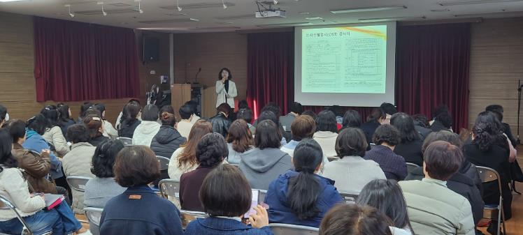 목포시, 현장에서 치매 잡는다…생활지원사 교육으로 치매 조기 발견