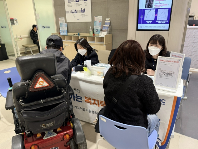 시흥도시공사, 시화병원서 교통약자 대상 '찾아가는 상담부스' 성황리 운영