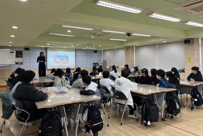 당진교육지원청 외국어교육센터, 원어민 교사와 ‘초등 일일캠프’ 첫발…하루 종일 영어·중국어 속으로!