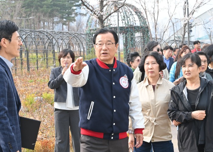 하남시, 망월천 인도교 설치 본격 추진…미사호수공원 보행환경 개선