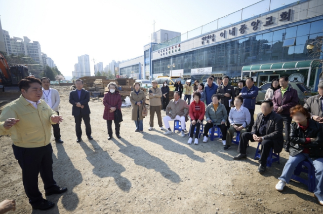 오세현 아산시장, 동부권 노인복지관 신축 예정지 점검