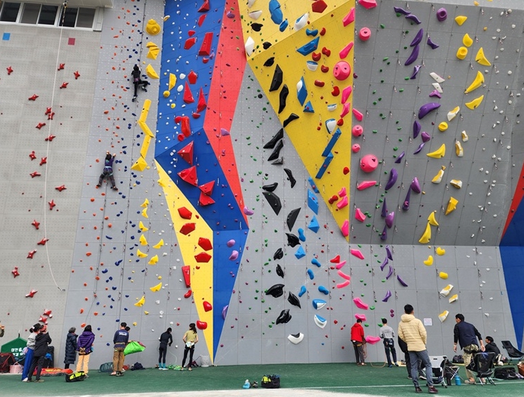 파주시, 국제규격 인공암벽장 문 열었다… 4월부터 시민 이용 가능