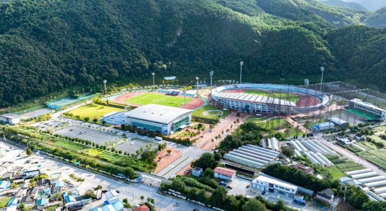 정선군, 전천후 테니스장 시설 개선 사업 추진 ‘전지훈련·대회 유치 기반 강화’