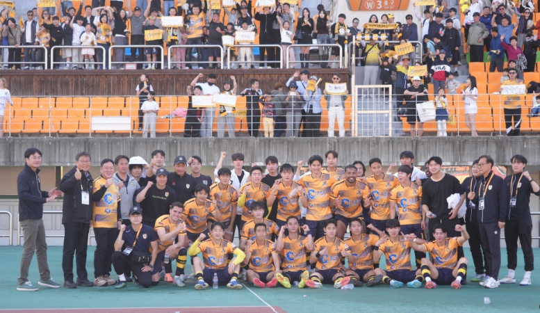 춘천시민축구단 두 번째 홈경기 FC강릉 2-0 완파