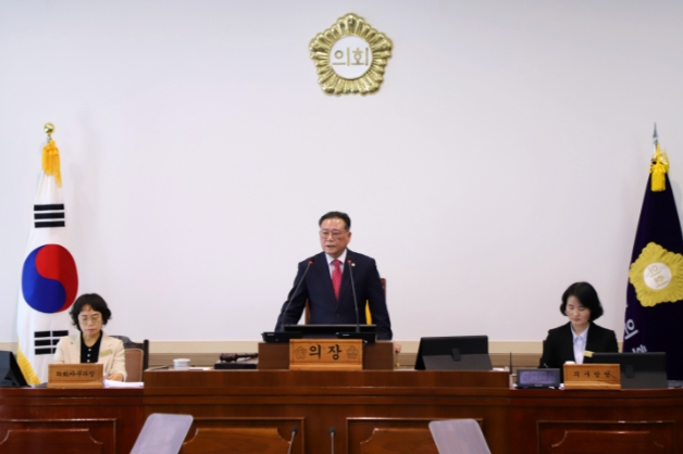 제319회 함안군의회 임시회 개회