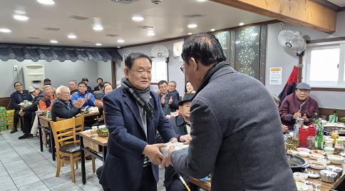 강진군 “잘했어 孝, 내년에는 세대간 하모니 이루는 효”