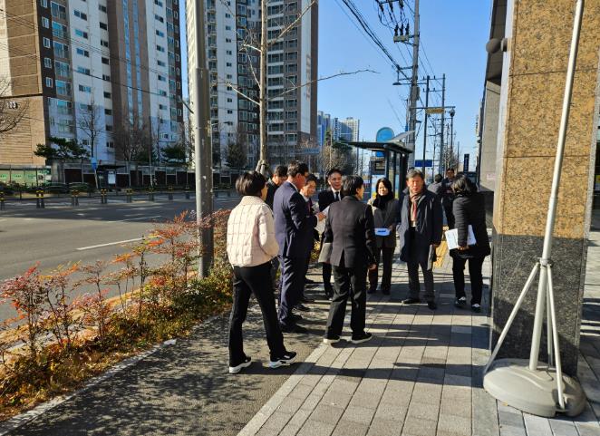 합천군의회 ‘합천로컬푸드직매장 대구점’개설 예정지 방문
