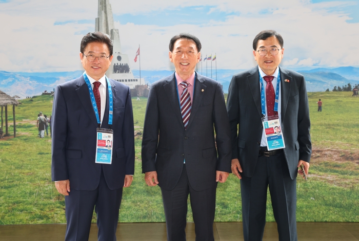 이철우 경북도지사, 김석기 국회의원, 주낙영 시장 APEC 정상회의 추진 박차!