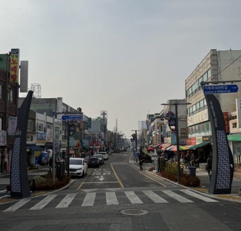 인천 서구 신거북시장, ‘거북로 지중화 사업’ 전주 철거