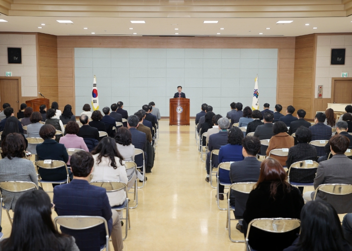 충북교육청, 새 출발을 향해 한 걸음씩 나아가자