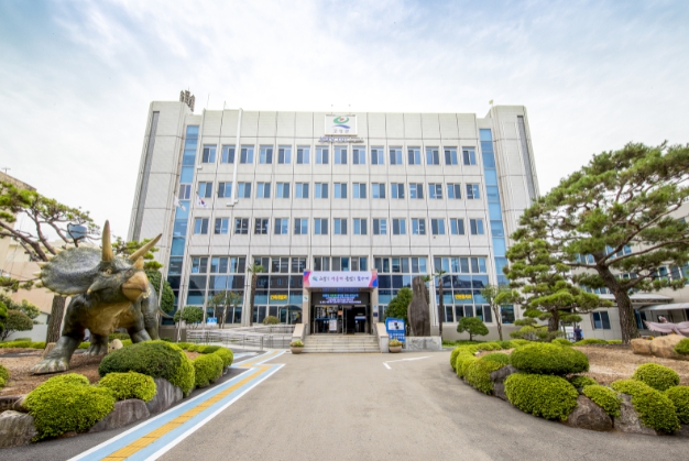 이상근 고성군수, 2025년 동계 전지훈련팀 격려 방문