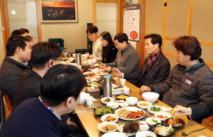 밀양시, 소상공인과의 소통을 위한 간담회 개최
