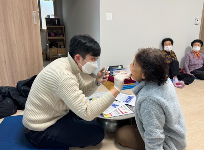 진안군, 찾아가는 경로당 구강관리사업 실시