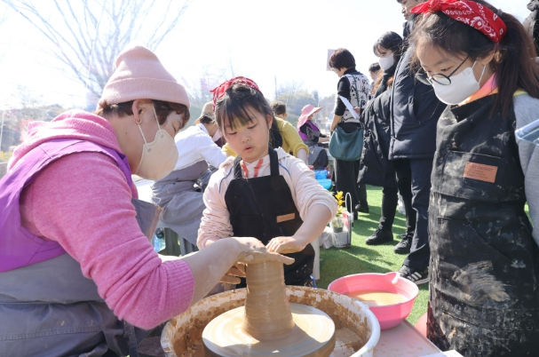 오감만족 어린이들의 천국 “강진 청자축제로 오세요”
