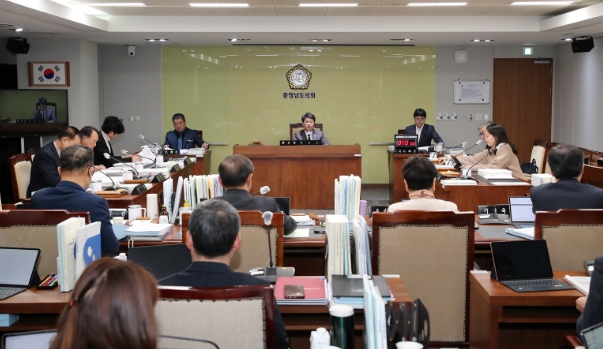 충청남도의회  교육위원회, 충남 교육 현안의 미래 논해
