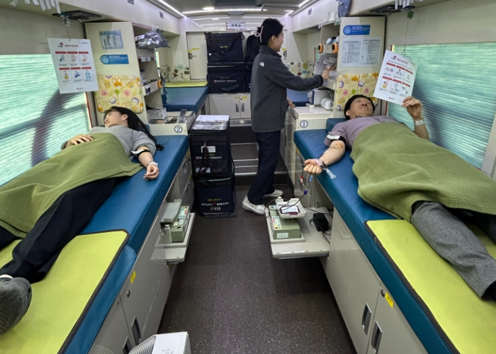 수원교육지원청, 생명나눔 사랑의 헌혈운동 동참