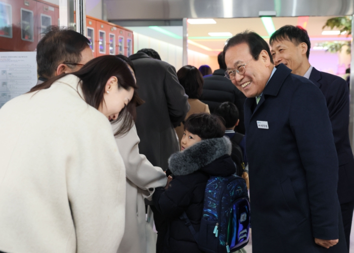 전북교육청, “신입생 여러분 입학을 축하합니다”