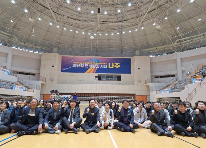 2025 나주시장기 배드민턴대회, 뜨거운 스매시 속 성료
